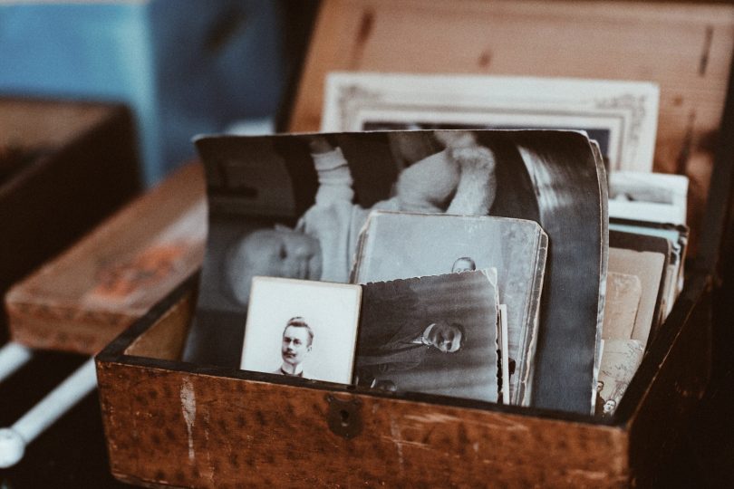 old photographs representing family geneology